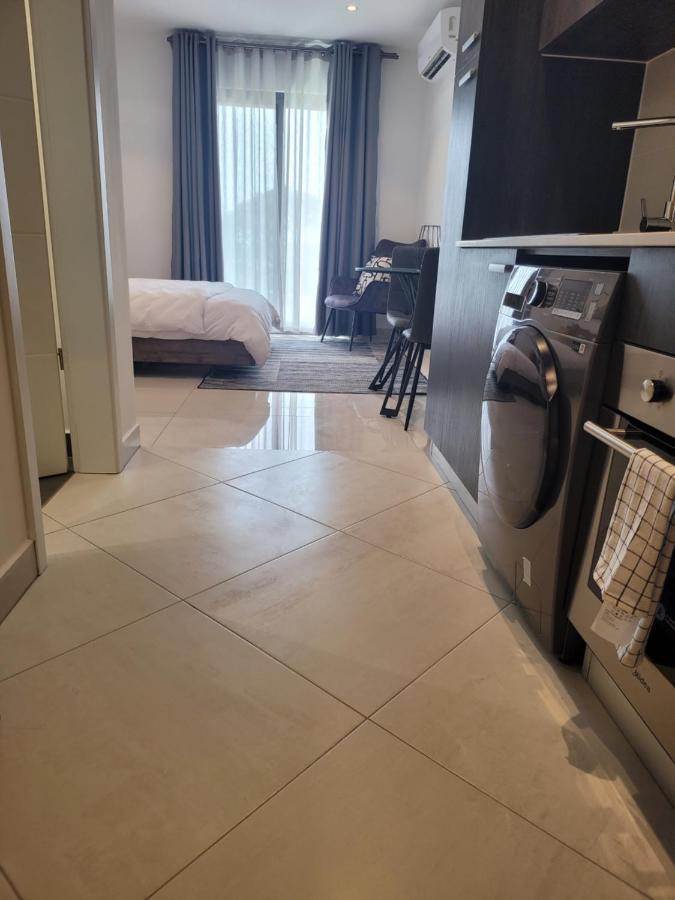 Rt Properties @ The Lennox Airport Residential Accra Esterno foto