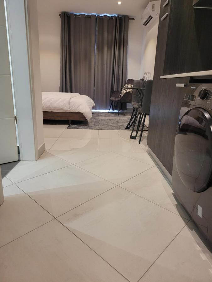 Rt Properties @ The Lennox Airport Residential Accra Esterno foto