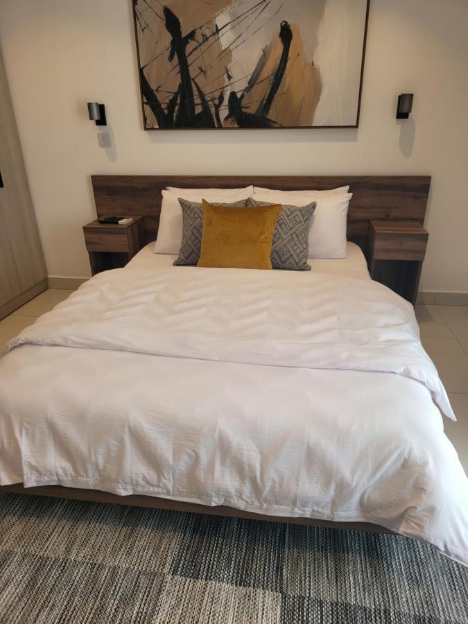Rt Properties @ The Lennox Airport Residential Accra Esterno foto