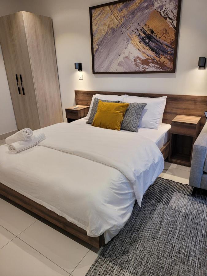 Rt Properties @ The Lennox Airport Residential Accra Esterno foto