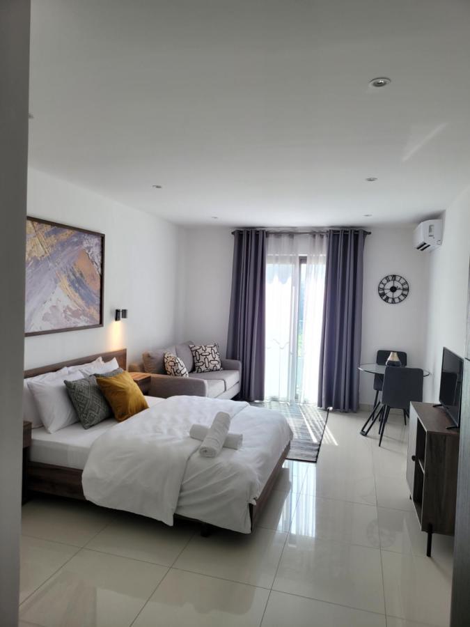 Rt Properties @ The Lennox Airport Residential Accra Esterno foto